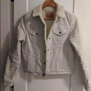 Levi’s white Sherpa jacket sz S